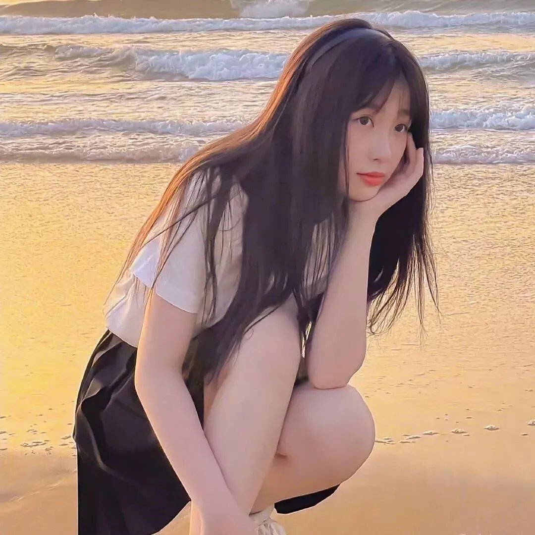 黑珍珠艾曼妞